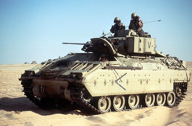 Чем нам грозит боевая машина пехоты БМП М2 «Bradley» и боевая разведывательная машина БРМ М3.